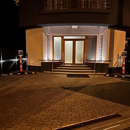 The Residence Central Jacuzzi Boutique (Adults Only) Cluj-Napoca Exterior photo